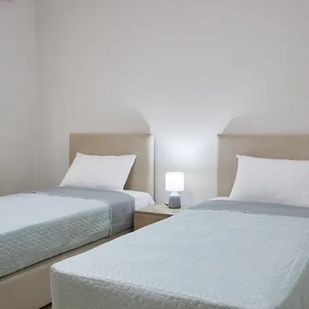 Pearl Apartments Ofrínion Extérieur photo